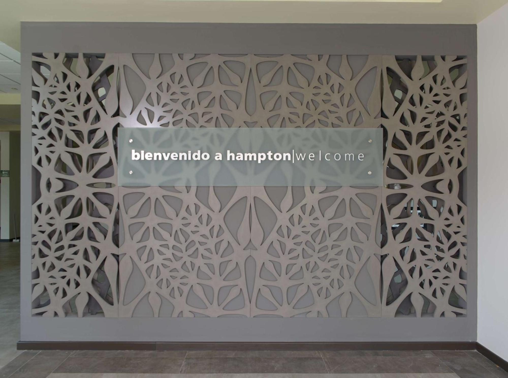 Hampton Inn Zacatecas Exterior photo